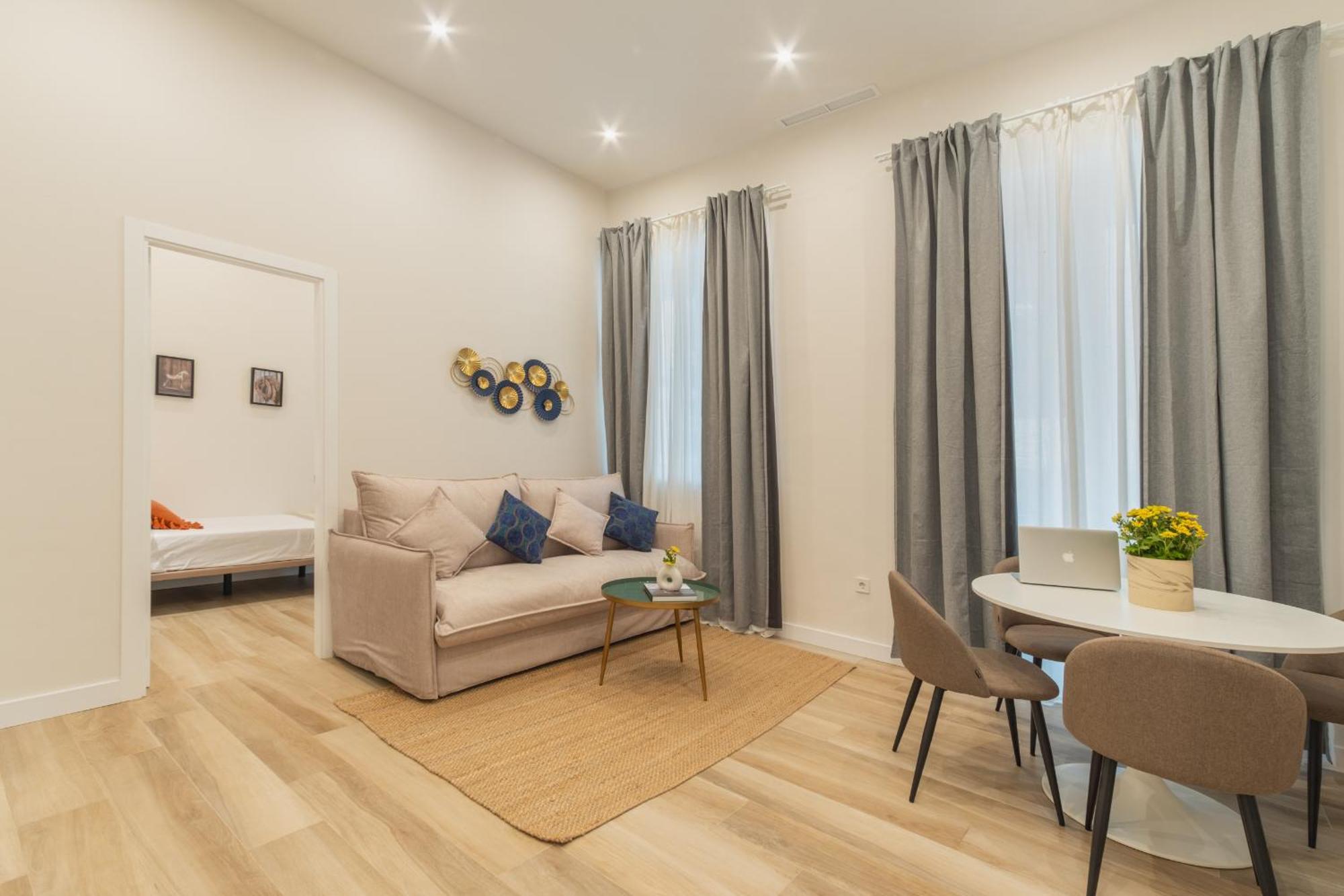 Qe Apartments Cadiz Bagian luar foto