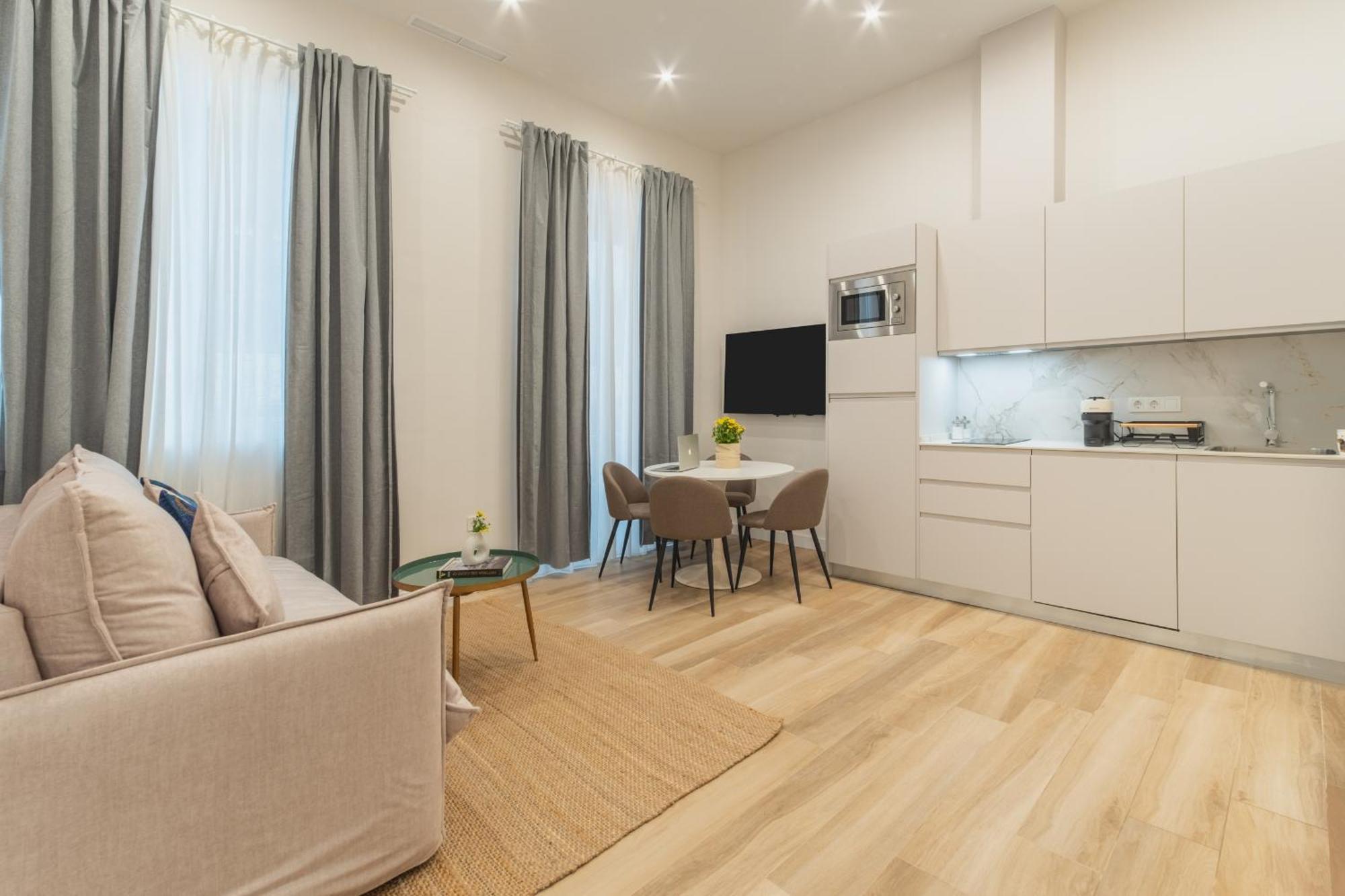 Qe Apartments Cadiz Bagian luar foto