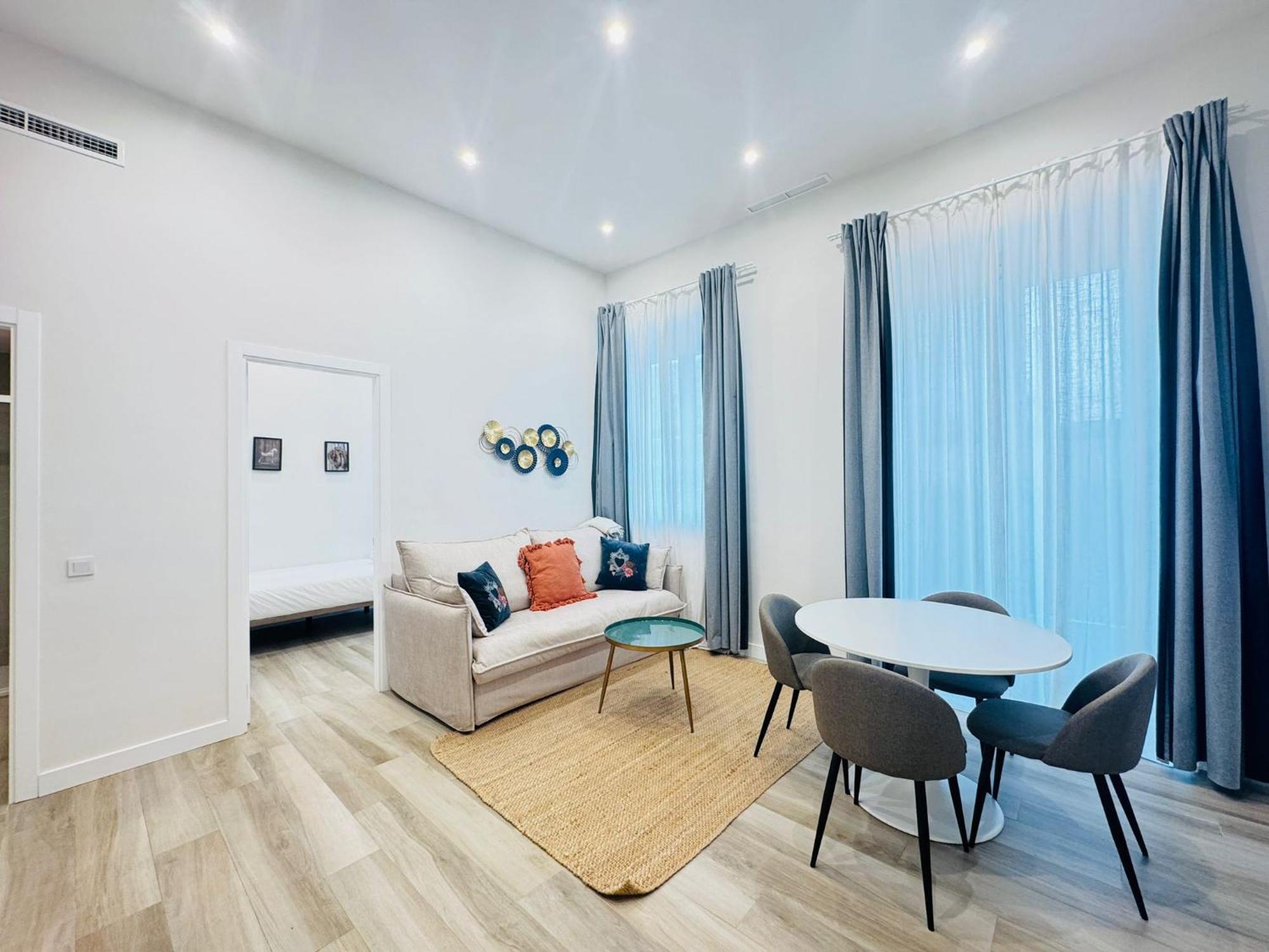 Qe Apartments Cadiz Bagian luar foto