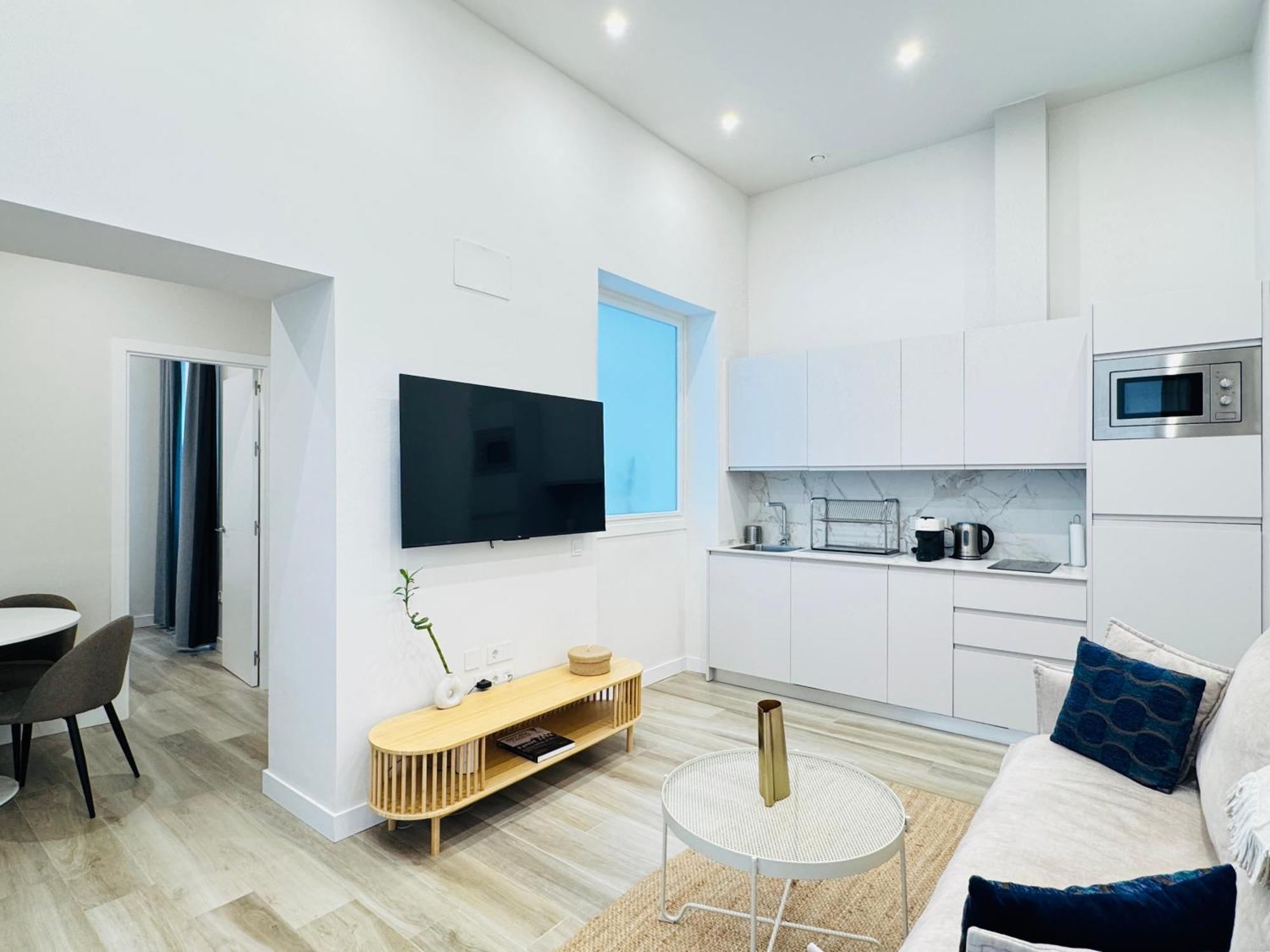 Qe Apartments Cadiz Bagian luar foto