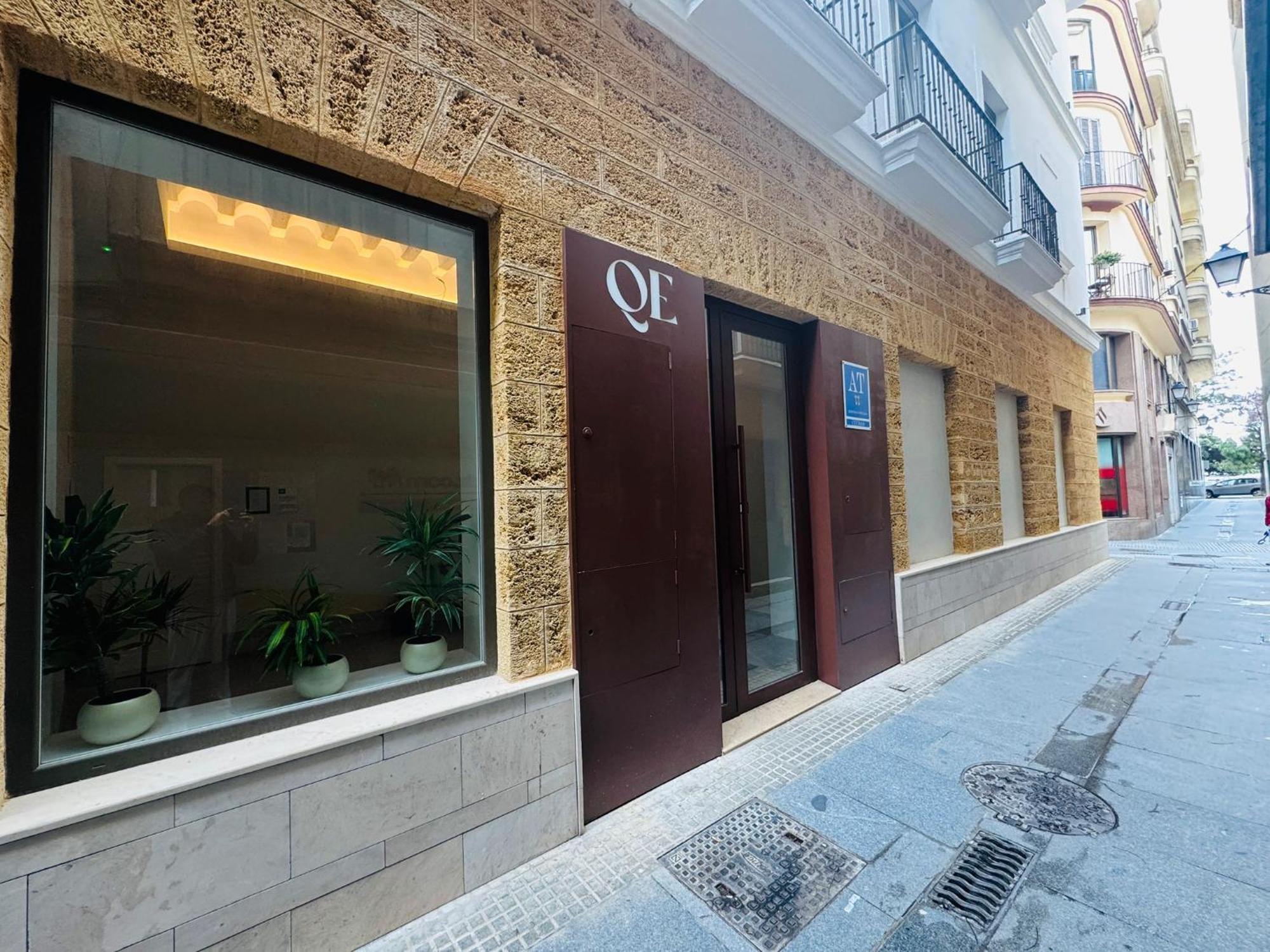 Qe Apartments Cadiz Bagian luar foto
